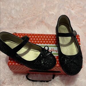 Elegant Black Glitter Mary Jane Shoes for Kids
